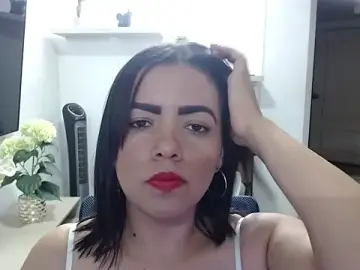 Kara_vega_  live sex cam