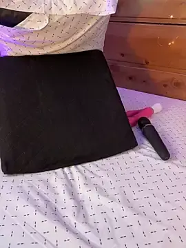 Mahia_queen  live sex cam