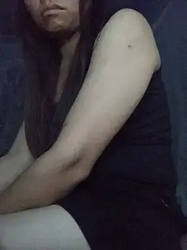 Myky-myky  live sex cam