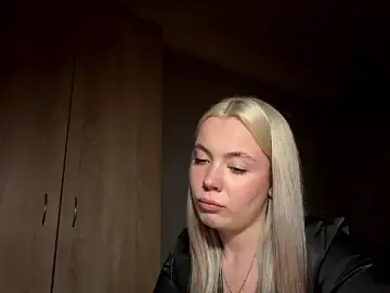 Omilia  live sex cam