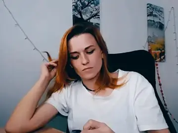 PeppyMia  live sex cam