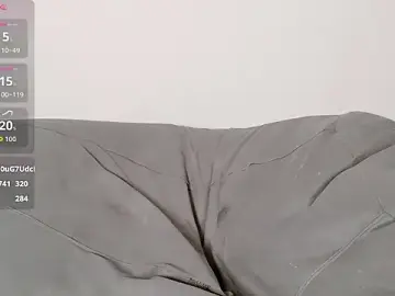 Yu_UwU_  live sex cam