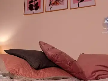 Miss_curazao  live sex cam