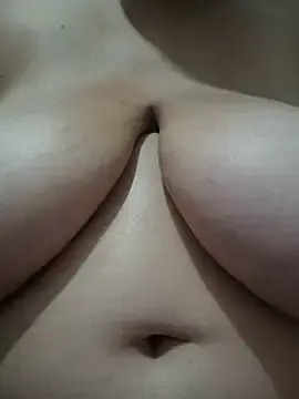 Paula8256  live sex cam