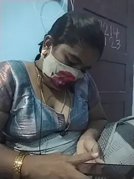 Tamilbabyshree  live sex cam