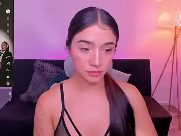 Antonella_Grayy  live sex cam