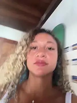 Surfgirl-  live sex cam