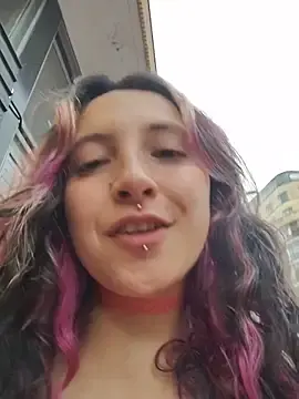 _Laary_Lily  live sex cam