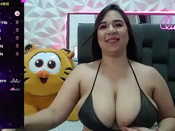 Allie_Vergara  live sex cam