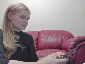 Your_Tina_  live sex cam