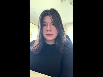 Linaligurt  live sex cam