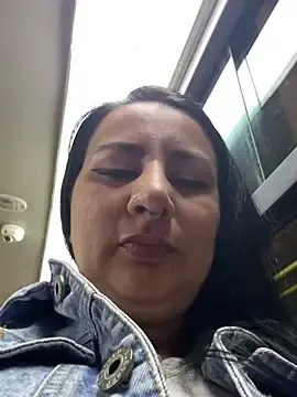Abril_Luv  live sex cam