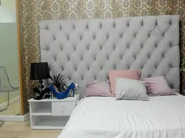 AnneReese  live sex cam
