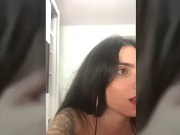 Dudinhaabr  live sex cam