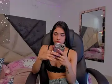 FaloonRoussel  live sex cam