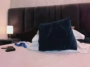 Freyaa__  live sex cam