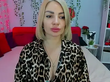 LunaBellucci  live sex cam