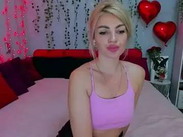 LunaBellucci  live sex cam