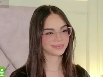 MaddisonEvanss  live sex cam