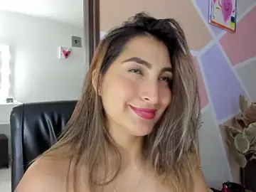 MaiiaConnor  live sex cam