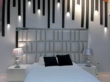 MeganScott  live sex cam