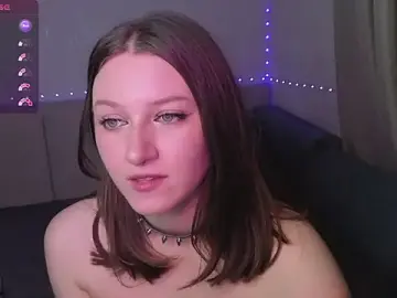 Henta1sonya  live sex cam