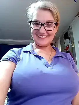 Irinamaux  live sex cam