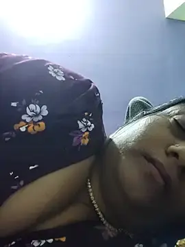 Yamini1431  live sex cam