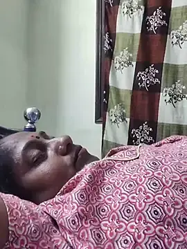 Yamini1431  live sex cam
