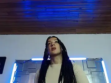 ChanelFitQueen  live sex cam