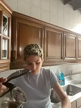 Charlee_pink  live sex cam
