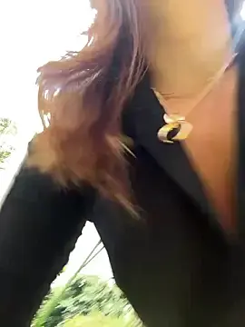 CherryBloom2  live sex cam