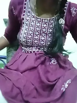 Ishwaryatamil007  live sex cam