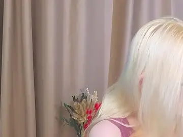 Ivoryeva  live sex cam