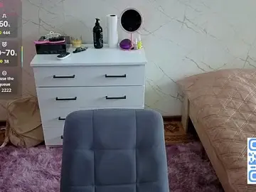 Little_skinnyDevil  live sex cam