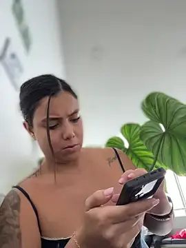 Thaix_  live sex cam
