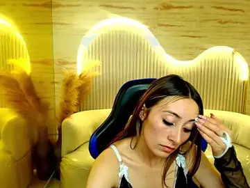 Katalina_r_  live sex cam