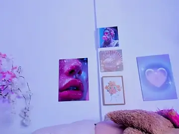 Miikaa1  live sex cam