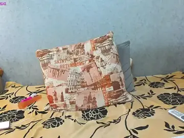 Blondy_milff_sweety  live sex cam