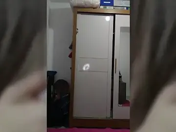Bucetudinhaabrxx  live sex cam