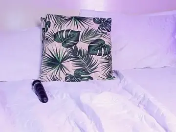 Ginger_Winn  live sex cam