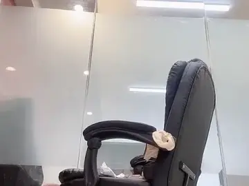 Maneki-nekoo  live sex cam