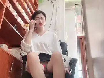 Maneki-nekoo  live sex cam