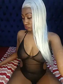 PuneeeLucee  live sex cam