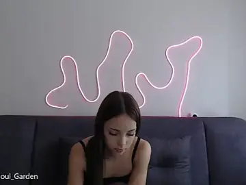 Your_Soul_Garden  live sex cam