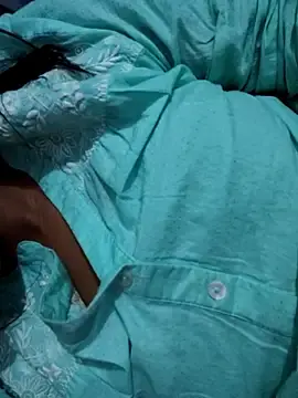 Khushi_100  live sex cam