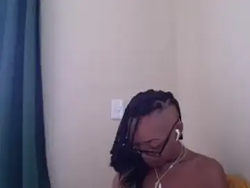 Ladyzee25  live sex cam