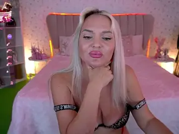 MissyMartinez  live sex cam