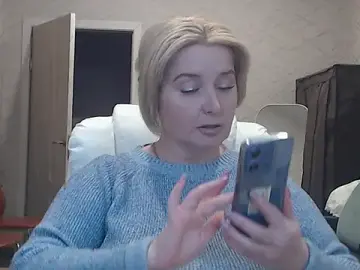 V-Alice  live sex cam