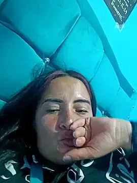 Saray77  live sex cam